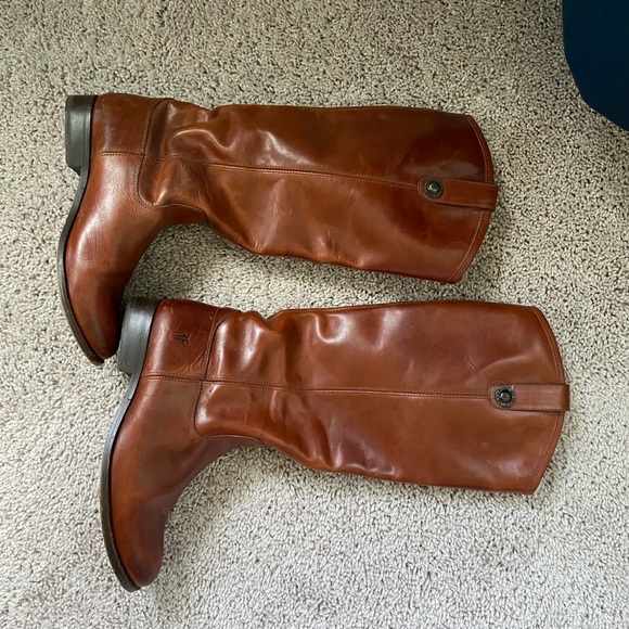 Frye Melissa Button Boot - Picture 7 of 10